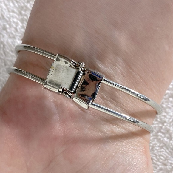 Vintage Floral Gold & Brown Tone Metal Bracelet - Picture 6 of 12